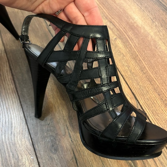 Marc Fisher MFBONGO black leather open toe platform heel - Picture 4 of 14